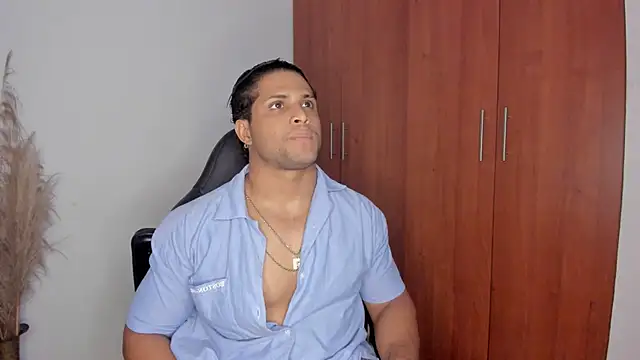 Snapshot of Evansdark1 chatting on 03-28-26, 11:26 Evansdark1 online show from 03-28-26, 11:26