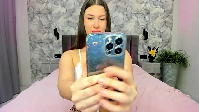 Snapshot of synop_sis chatting on 02-17-26, 03:36 synop sis online show from 02-17-26, 03:36