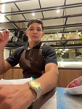 Snapshot of RobinLenoxx chatting on 10-29-25, 02:03 RobinLenoxx online show from 10-29-25, 02:03