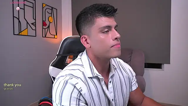 Snapshot of tyler_muscle1 chatting on 03-14-26, 01:23 tyler muscle1 online show from 03-14-26, 01:23