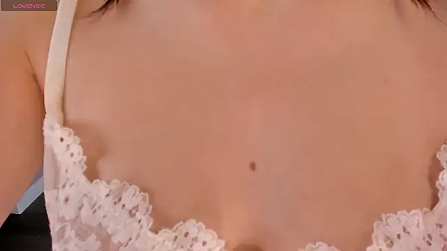 chloe dreammm online show from 09-24-25, 12:30