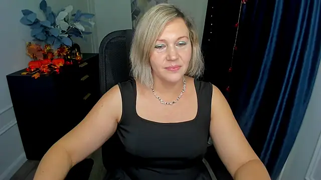 NinaStarle online show from 10-22-25, 04:57