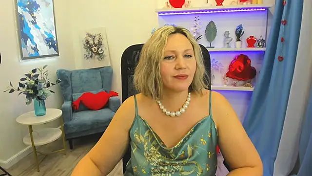 NinaStarle online show from 02-15-26, 12:25