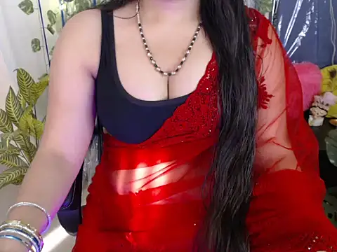 Snapshot of anika_bold chatting on 10-25-25, 03:36 anika bold online show from 10-25-25, 03:36