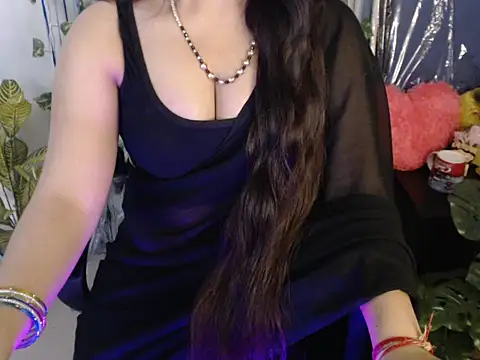 Snapshot of anika_bold chatting on 10-29-25, 03:20 anika bold online show from 10-29-25, 03:20