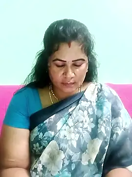 Snapshot of tamilaruvi chatting on 03-25-26, 07:09 tamilaruvi online show from 03-25-26, 07:09