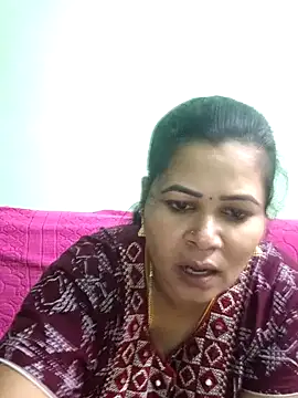 Snapshot of tamilaruvi chatting on 04-08-26, 06:02 tamilaruvi online show from 04-08-26, 06:02