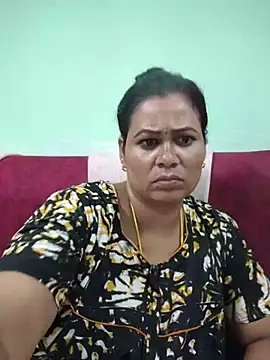 Snapshot of tamilaruvi chatting on 06-25-26, 03:28 tamilaruvi online show from 06-25-26, 03:28