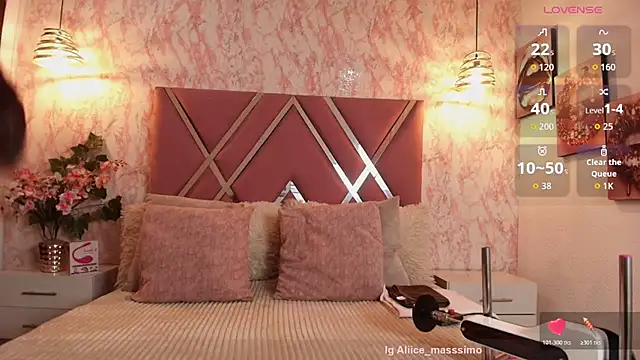 Snapshot of Aliice1_ chatting on 11-04-25, 07:02 Aliice1 online show from 11-04-25, 07:02