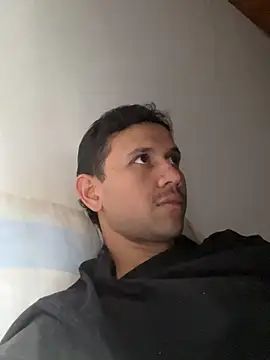 Snapshot of Michaell_Spinelly chatting on 11-03-25, 08:10 Michaell Spinelly online show from 11-03-25, 08:10