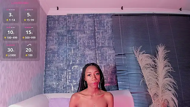 Snapshot of NathalyLeen chatting on 10-11-25, 08:18 NathalyLeen online show from 10-11-25, 08:18