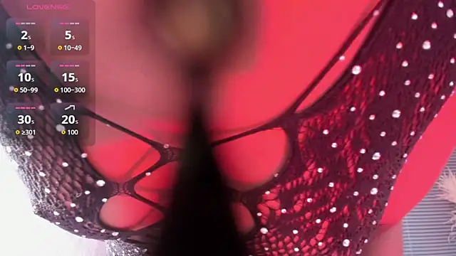 Snapshot of NathalyLeen chatting on 11-06-25, 08:43 NathalyLeen online show from 11-06-25, 08:43