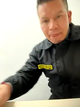 Manu0586 online show from 09-17-25, 03:41