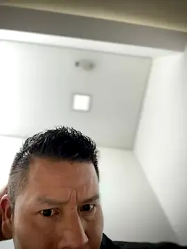 Manu0586 online show from 09-29-25, 04:17