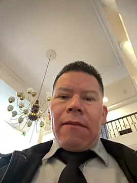 Snapshot of Manu0586 chatting on 01-17-26, 12:21 Manu0586 online show from 01-17-26, 12:21