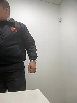 Snapshot of Manu0586 chatting on 02-25-26, 06:56 Manu0586 online show from 02-25-26, 06:56