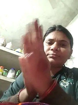 couple 71 online show from 01-06-26, 09:18