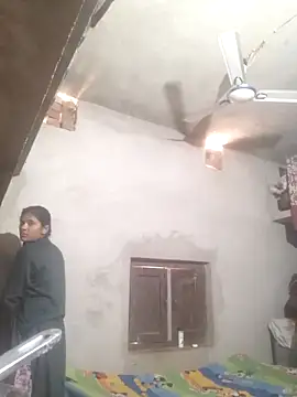 Snapshot of couple_71 chatting on 02-12-26, 08:20 couple 71 online show from 02-12-26, 08:20