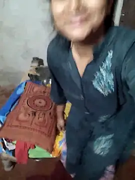 Snapshot of couple_71 chatting on 02-16-26, 05:14 couple 71 online show from 02-16-26, 05:14