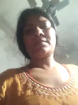 Snapshot of couple_71 chatting on 03-19-26, 03:10 couple 71 online show from 03-19-26, 03:10