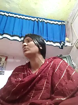 Snapshot of couple_71 chatting on 03-21-26, 02:20 couple 71 online show from 03-21-26, 02:20