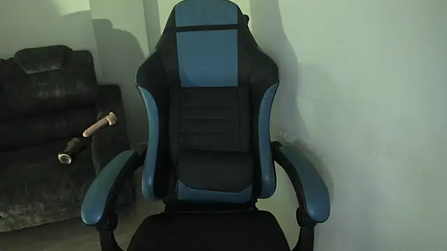 Scarbadgirl  online show from 10-11-25, 03:28