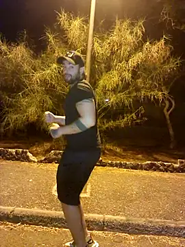 Snapshot of Littlenoah07 chatting on 10-21-25, 10:10 Littlenoah07 online show from 10-21-25, 10:10