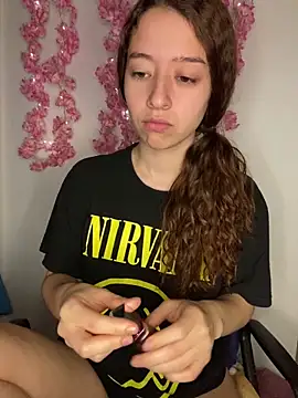 Snapshot of -rosi chatting on 03-20-26, 01:43 -rosi online show from 03-20-26, 01:43