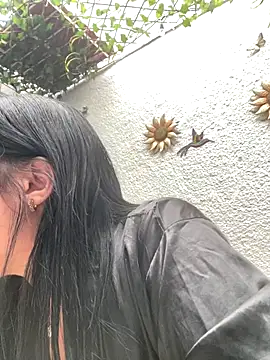 Emma HotLatina online show from 12-19-25, 07:54