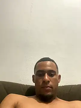 Snapshot of freedmar chatting on 10-18-25, 05:32 freedmar online show from 10-18-25, 05:32