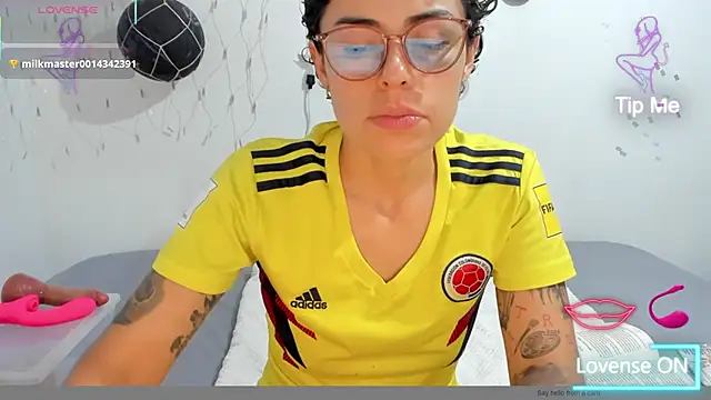 Snapshot of natt_op chatting on 03-11-26, 11:33 natt op online show from 03-11-26, 11:33