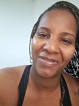 Snapshot of VikysDavis chatting on 03-06-26, 05:09 VikysDavis online show from 03-06-26, 05:09