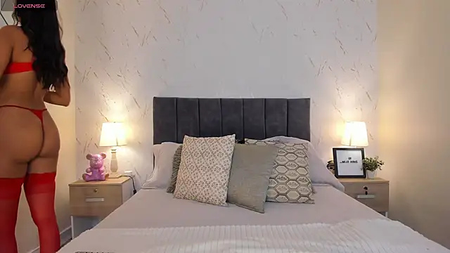 Snapshot of Zaraslim_ chatting on 09-20-25, 11:50 Zaraslim online show from 09-20-25, 11:50