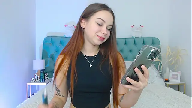 Snapshot of bubblegum1_ chatting on 10-17-25, 09:28 bubblegum1 online show from 10-17-25, 09:28