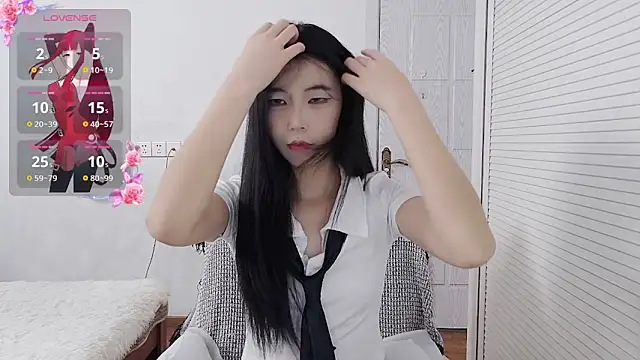 zhizhi0000 online show from 11-11-25, 02:28