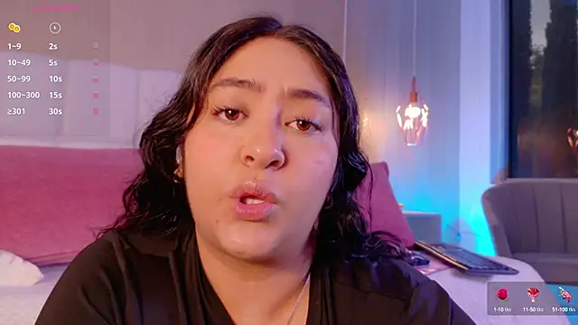 Leah Bensson online show from 09-19-25, 03:24