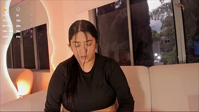 Leah Bensson online show from 10-14-25, 04:19