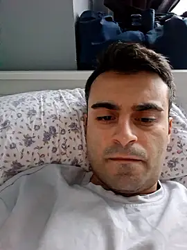 Snapshot of Obstacless chatting on 01-11-26, 06:07 Obstacless online show from 01-11-26, 06:07