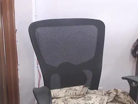 Snapshot of Horny_sha chatting on 09-20-25, 06:58 Horny sha online show from 09-20-25, 06:58