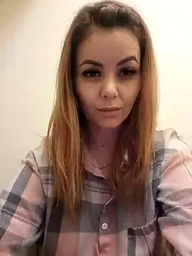 Snapshot of SeductiveMom chatting on 12-09-24, 06:45 SeductiveMom online show from 12-09-24, 06:45