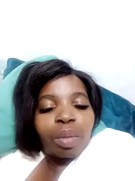 ShySexyBaddiexx online show from 11-26-25, 10:22