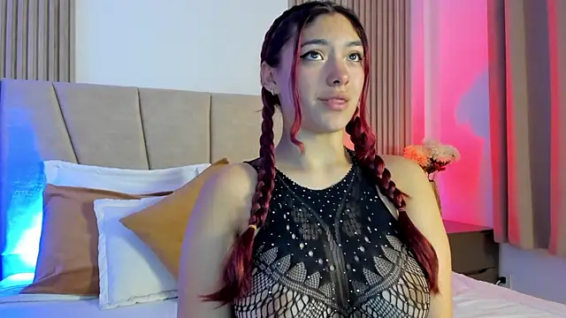 Victoria Beaumont online show from 11-21-25, 11:53