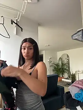 Snapshot of dollforsex_ chatting on 10-09-25, 08:29 dollforsex online show from 10-09-25, 08:29