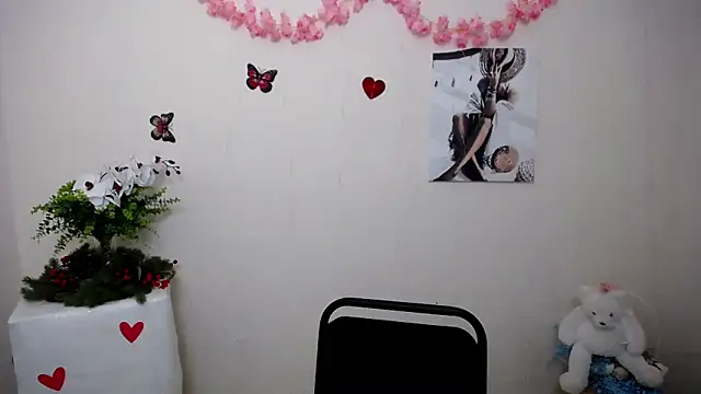 Snapshot of OceanicDawn chatting on 03-30-26, 05:52 OceanicDawn online show from 03-30-26, 05:52