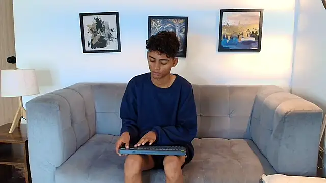 TWINKS FRIENDS online show from 05-07-26, 01:27