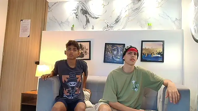 TWINKS FRIENDS online show from 05-10-26, 01:16