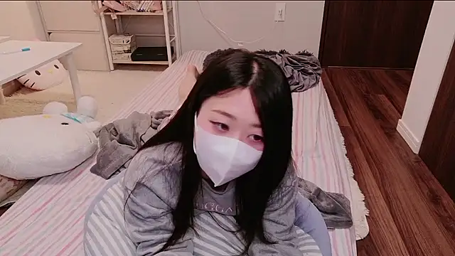 OSUSHI-CHAN online show from 02-16-26, 04:36