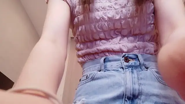 Snapshot of OSUSHI-CHAN chatting on 06-20-26, 07:38 OSUSHI-CHAN online show from 06-20-26, 07:38