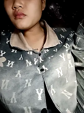 Snapshot of memeto_sexy chatting on 11-08-25, 05:07 memeto sexy online show from 11-08-25, 05:07