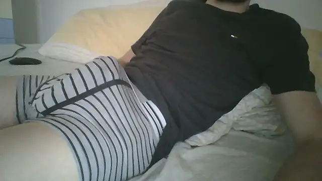 Snapshot of Hotboy096 chatting on 10-09-25, 03:54 Hotboy096 online show from 10-09-25, 03:54